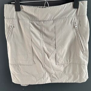 Athleta Women's Skort in Light Gray